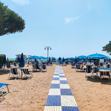 Brioni Fronte Mare Apartment Lido di Jesolo Exterior photo