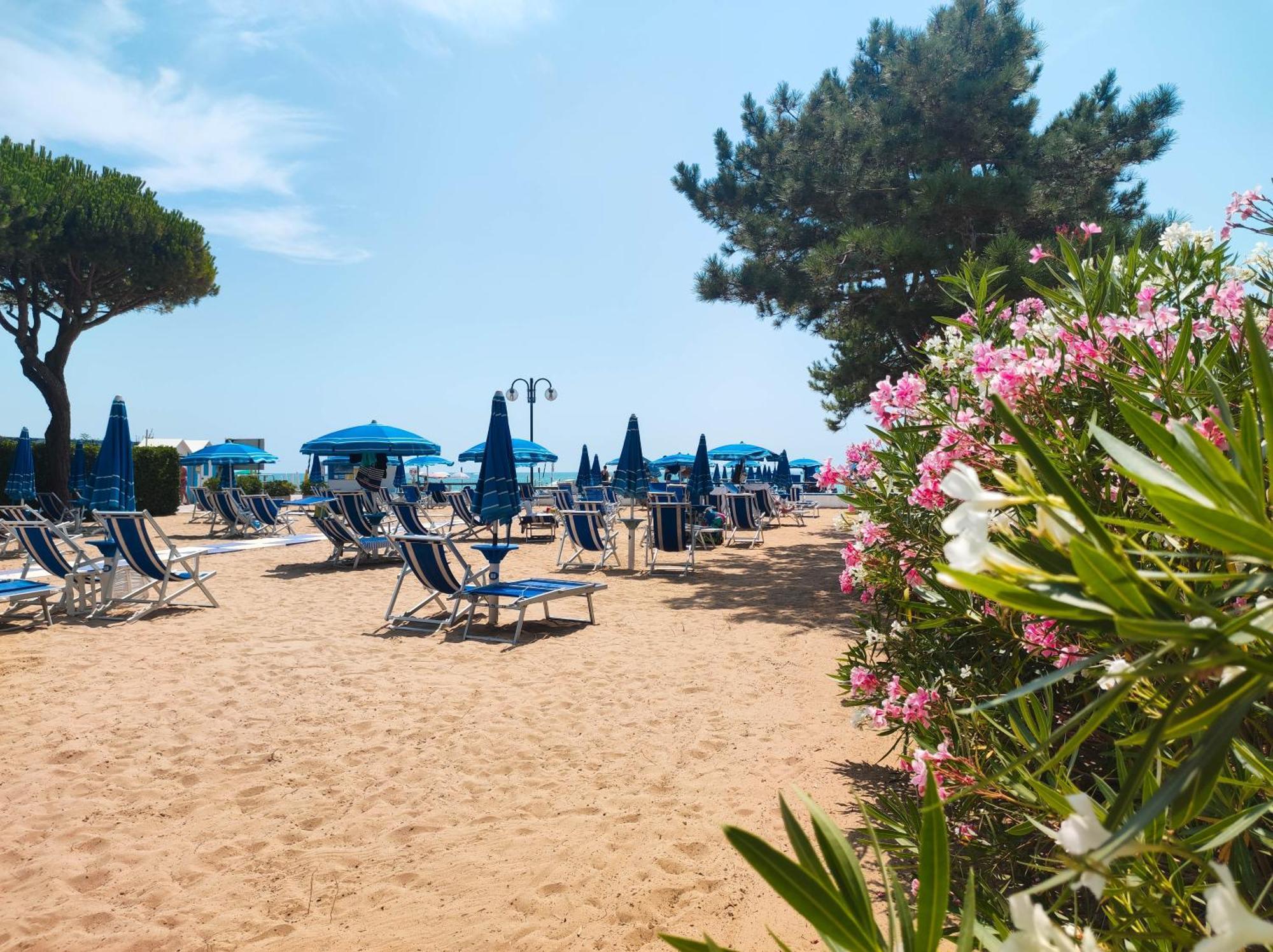Brioni Fronte Mare Apartment Lido di Jesolo Exterior photo